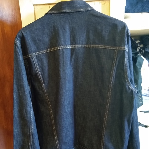 New Gap Denim Jacket - Picture 3 of 3